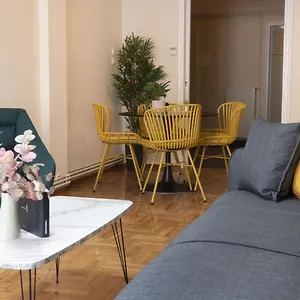 https://white-tower-icon.hotels-of-thessaloniki.com